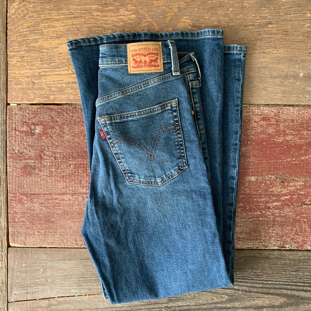 LEVI RIBCAGE BELL JEANS / 28 / Dark Wash